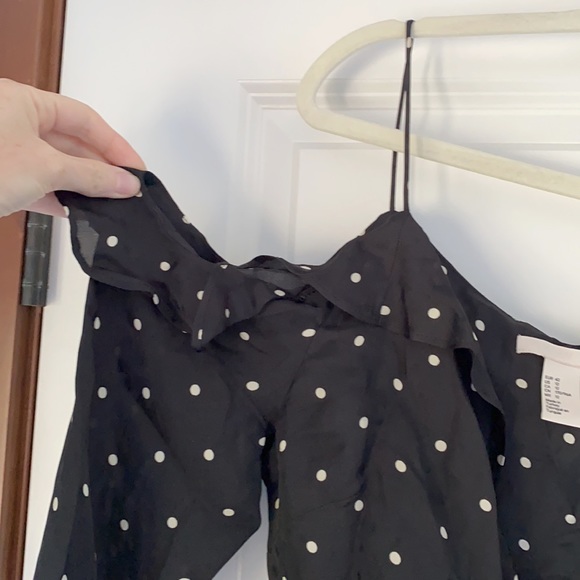 H&M Polka Dot Off The Shoulder Silky Ruffle Blouse/Top. Size US 12. Black/White. - Picture 4 of 11